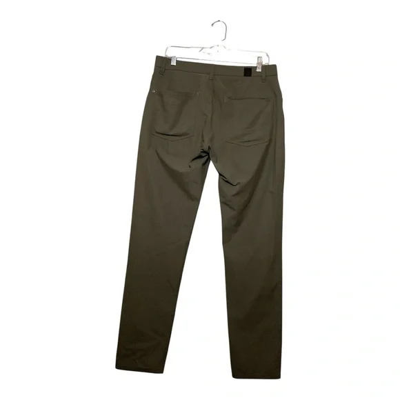 Men’s Vuori 5-pocket meta pants in army green, size 32 - Picture 2 of 4